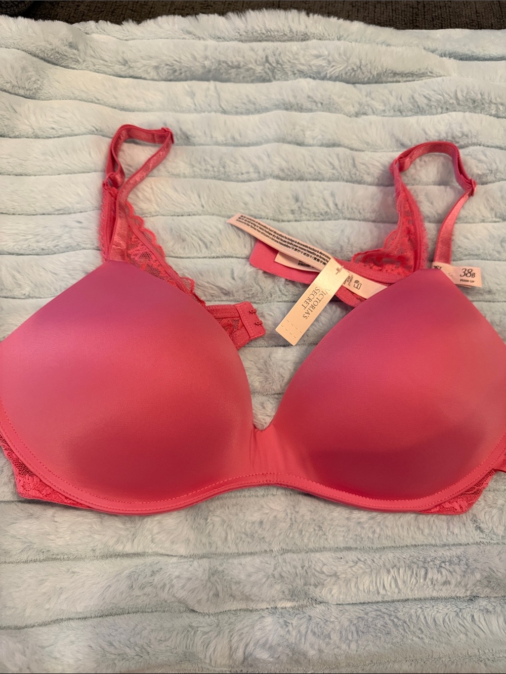 NWT Victoria's Secret Hot Pink Lace-Trim T-Shirt Bra 38B